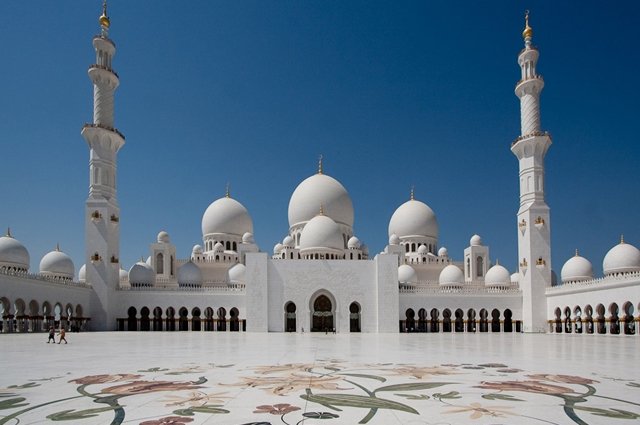 GrandMesquitaSheikhZayed001